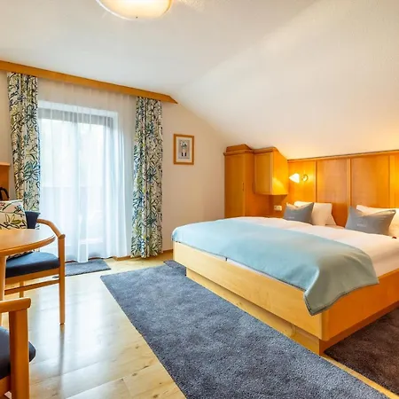 Sportpension Bergblick Guest house